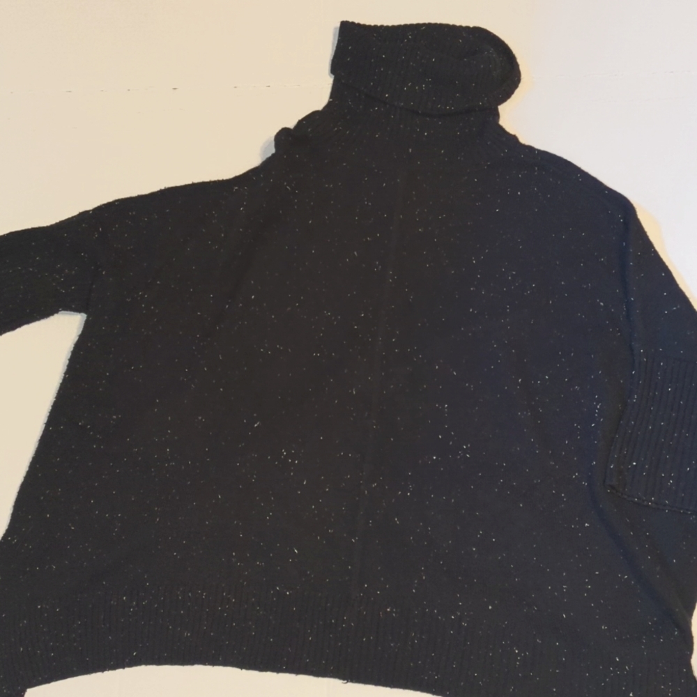 Loft turtle neck Poncho Sweater sz S Navy white spots 55% cotton 22% poly 19%